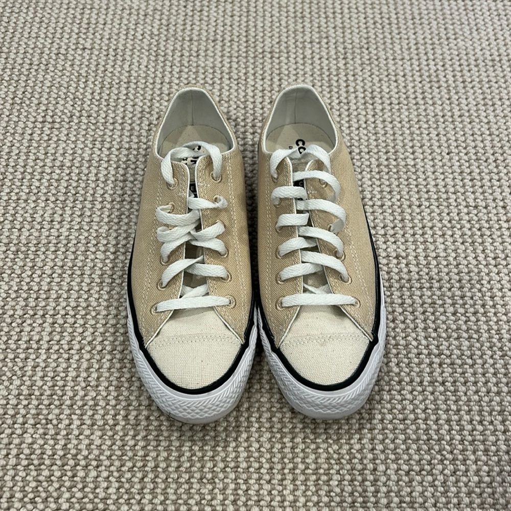 Women’s Converse All Star Renew Tan and White Size 7.5